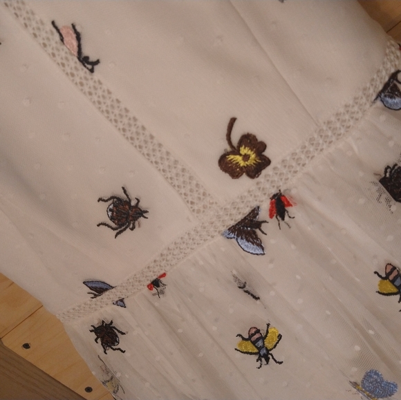 ModCloth Liza Luxe Defining Divine Insect Dress White Size M - Picture 9 of 12